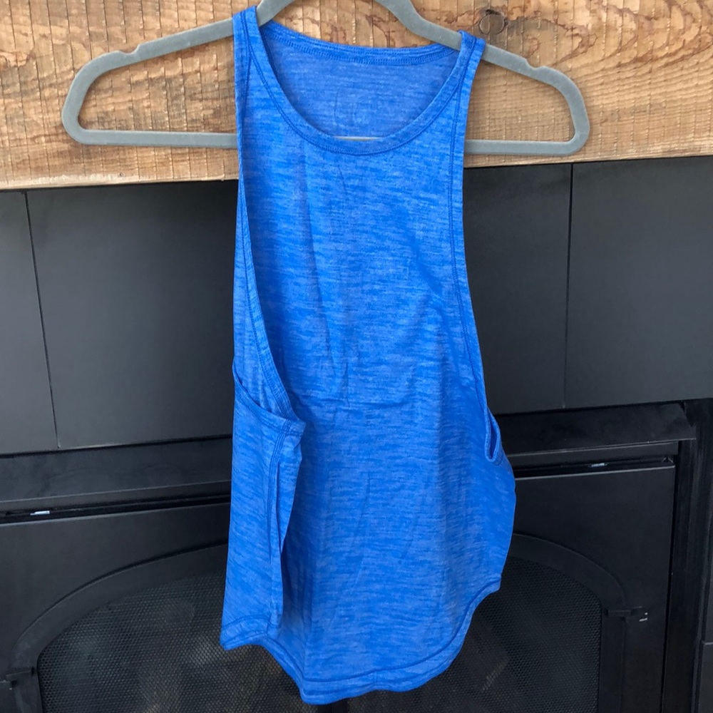 Silverescent muscle tank